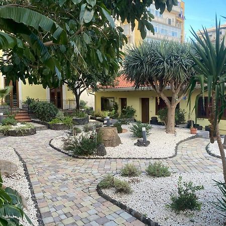 Li Cuti Apartments Catania-Fontanarossai nemzetközi repülőtér Kültér fotó